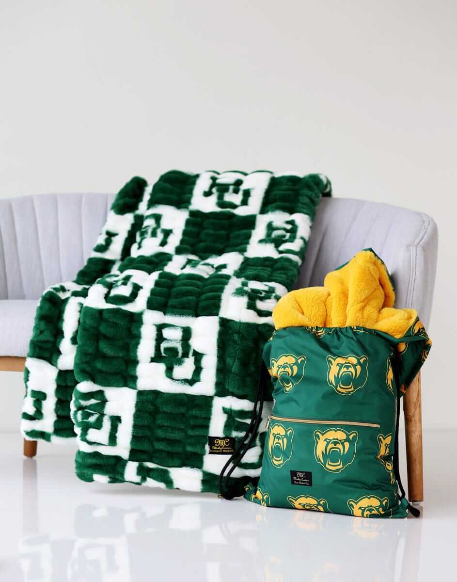 Baylor Bears Blanket - Hugs - Image 2