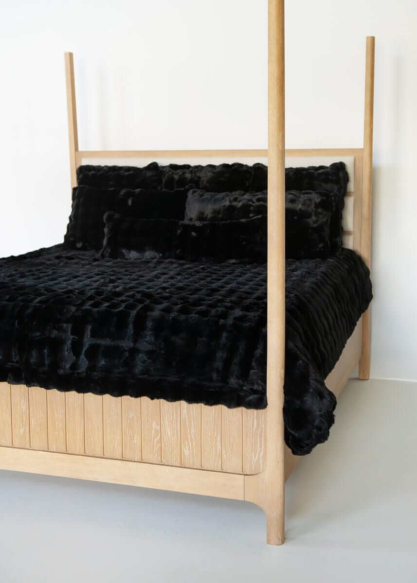 Black Cloud Duvet - Image 4