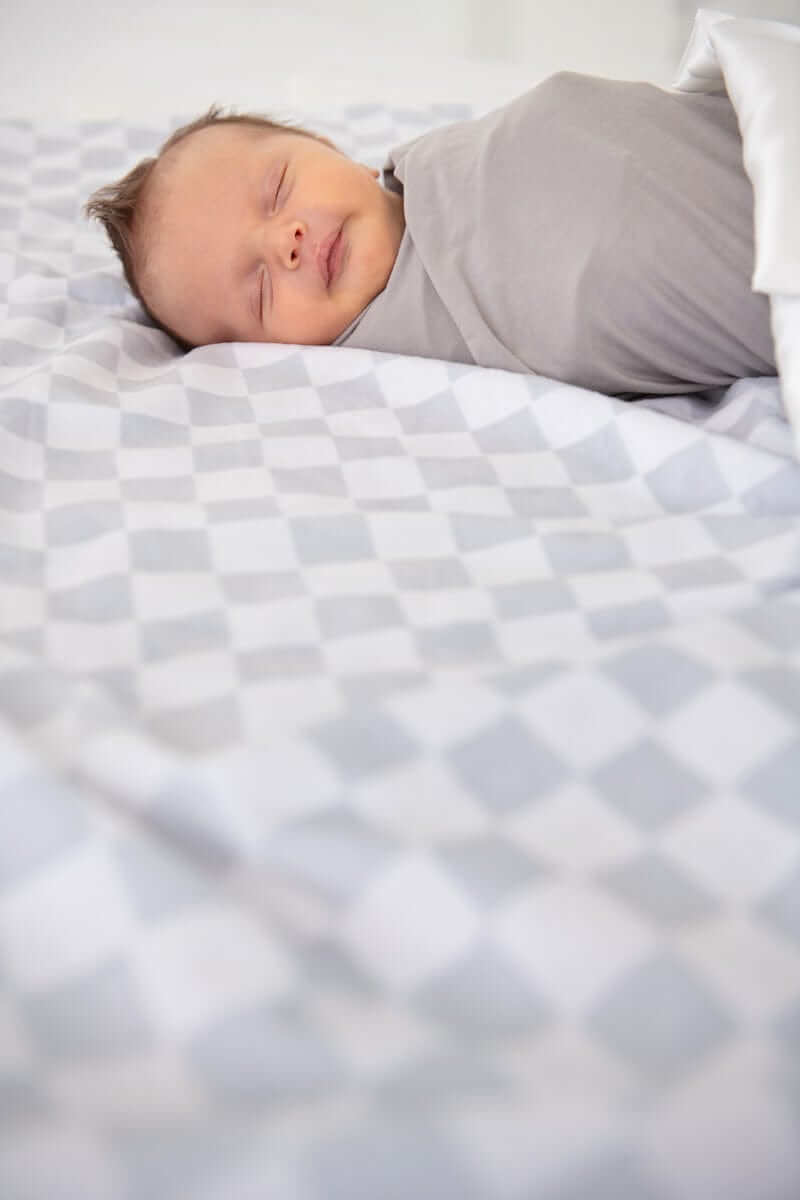 Checkered Silver Blanket - Image 3