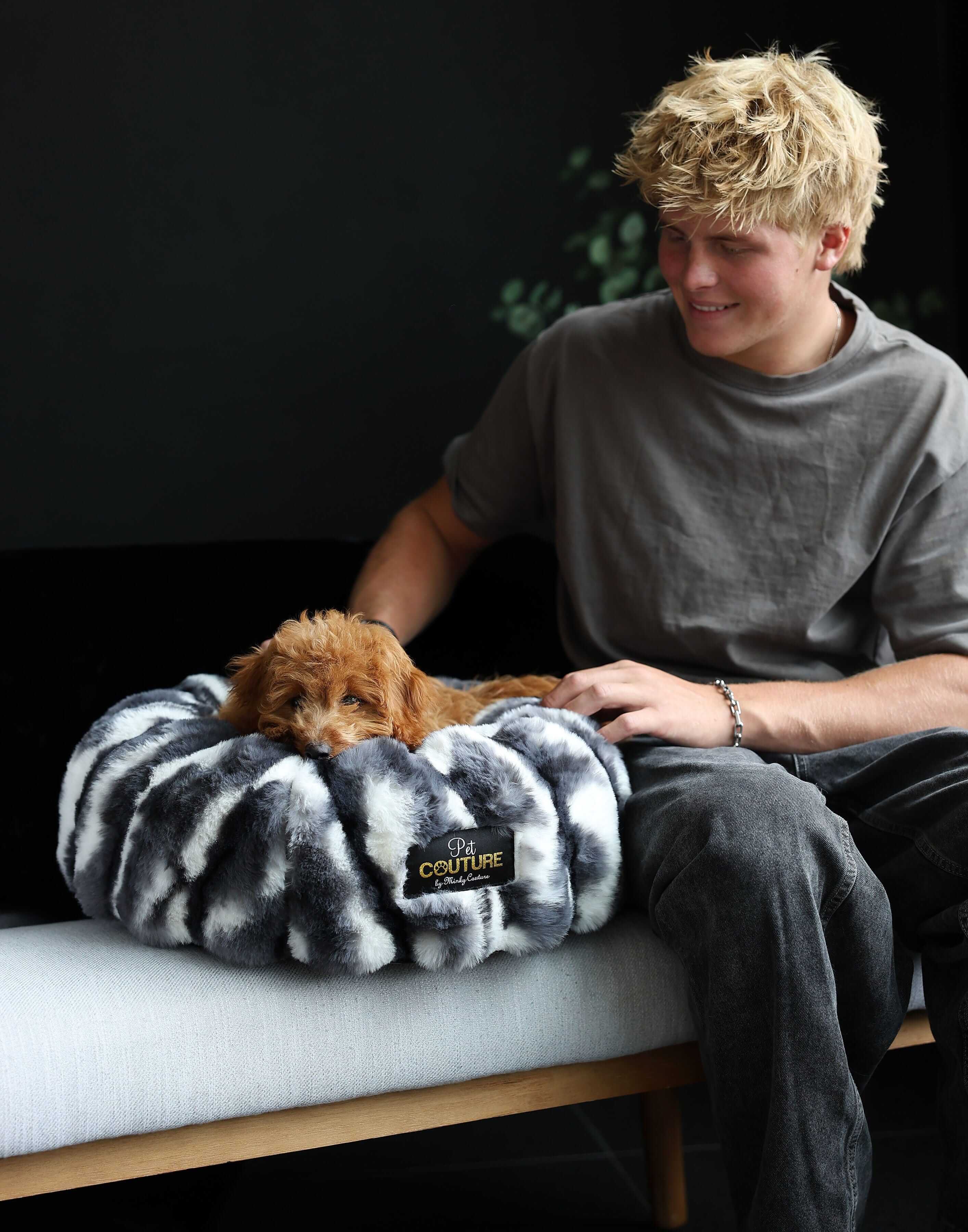 Cloudy Day Black Pet Bed COVER ONLY - Image 4