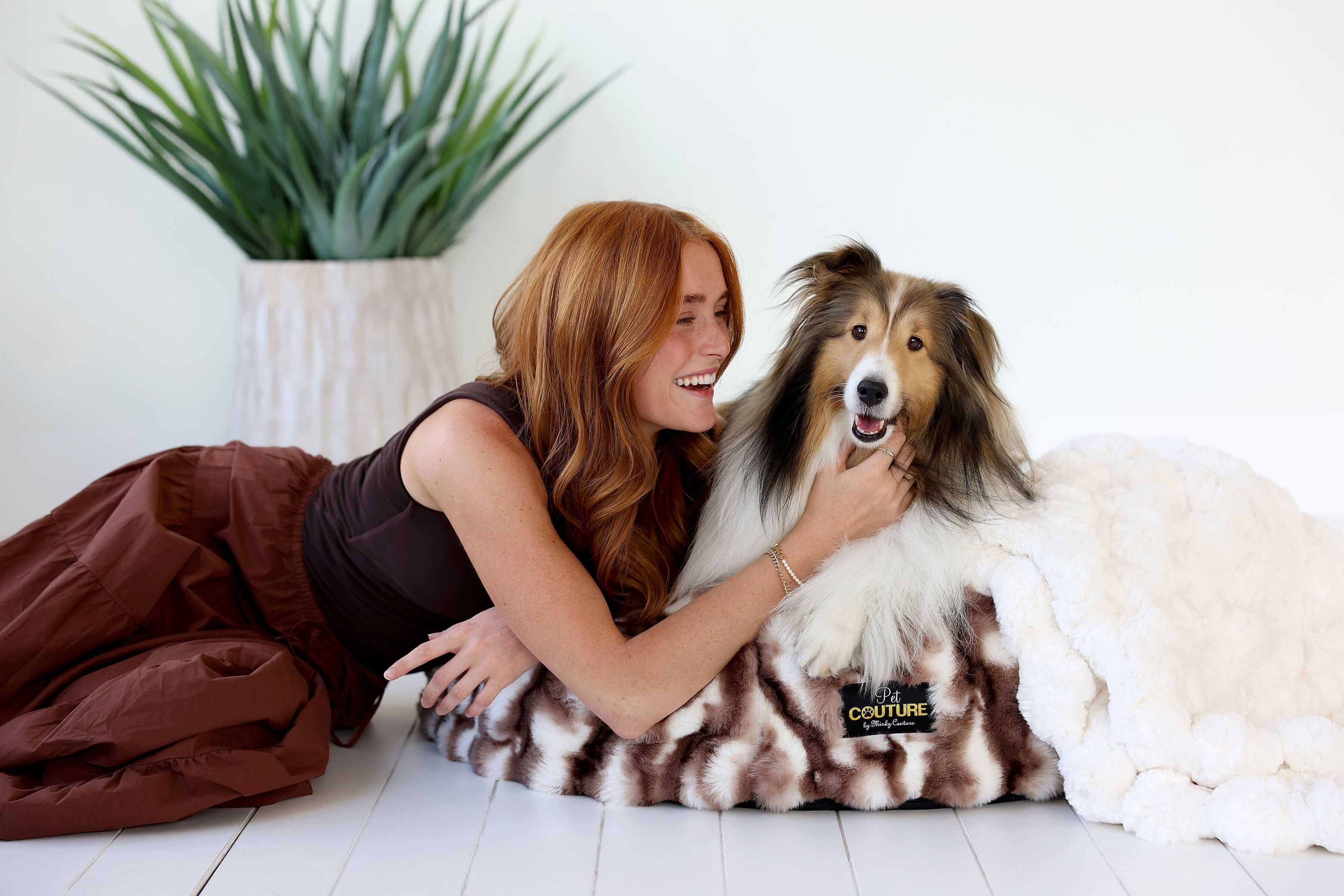 Cloudy Day Brown Pet Bed - Image 4