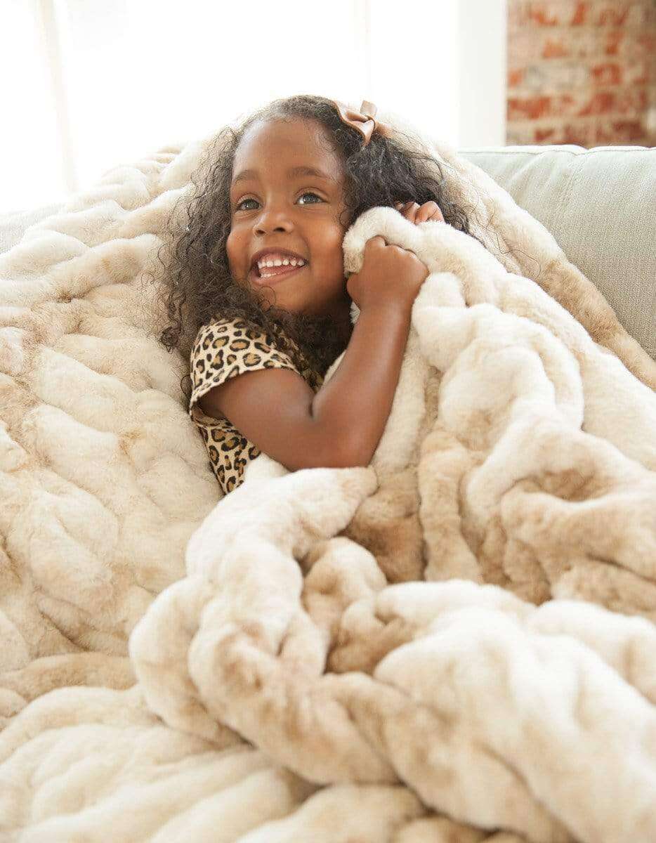 Hugs Cotton Candy Caramel Blanket - Image 3