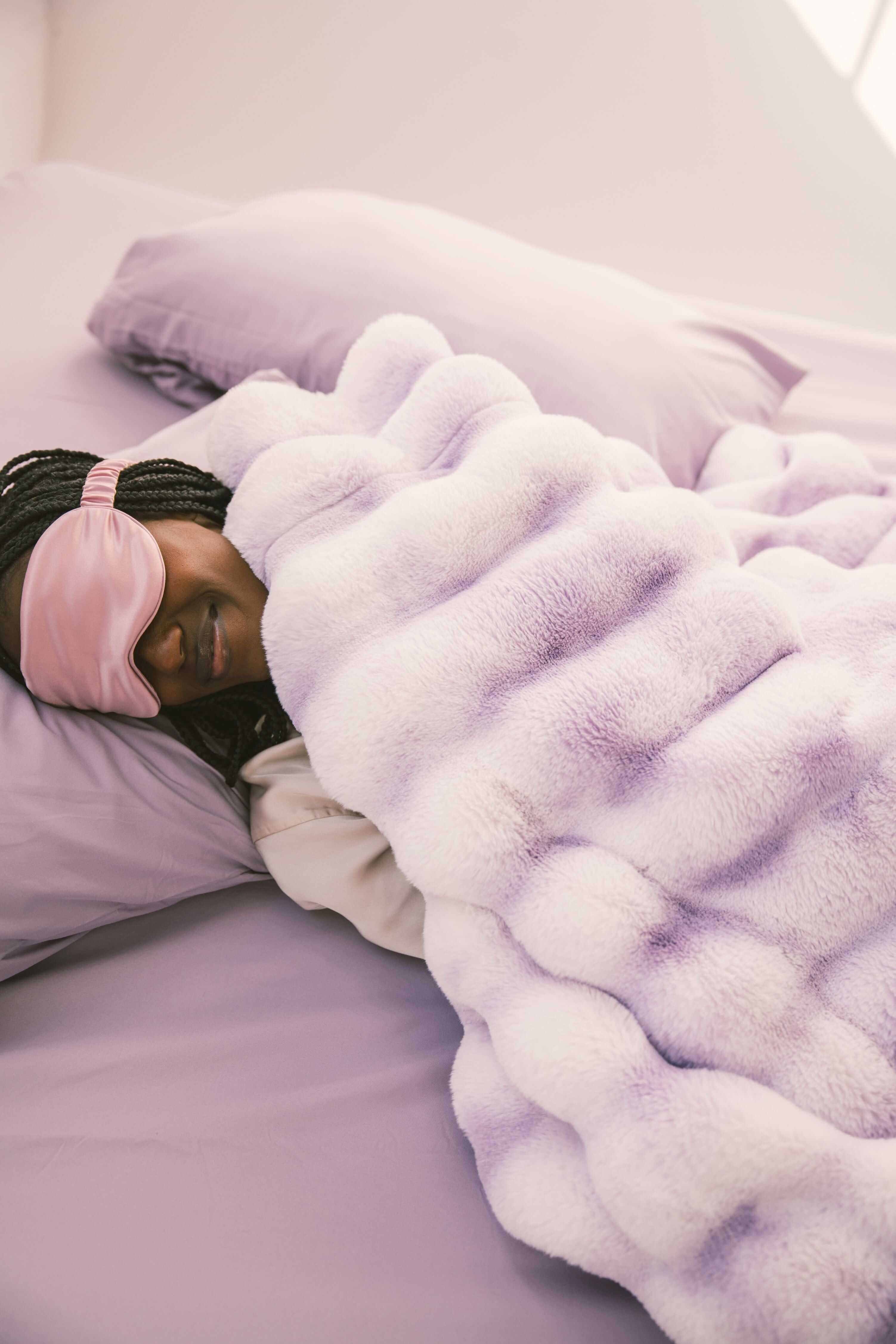 Extreme Ultra Cloud Lilac Breeze Blanket - Image 3