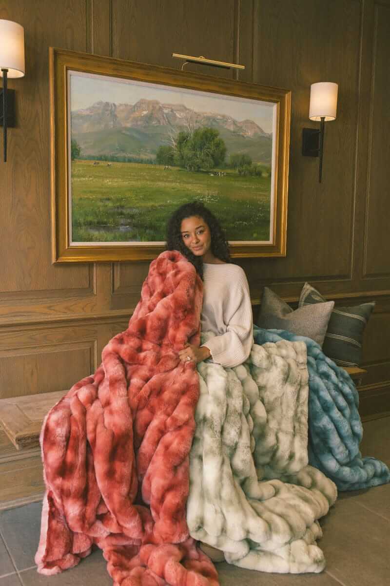 Extreme Ultra Cloud Red Pear Blanket - Image 4