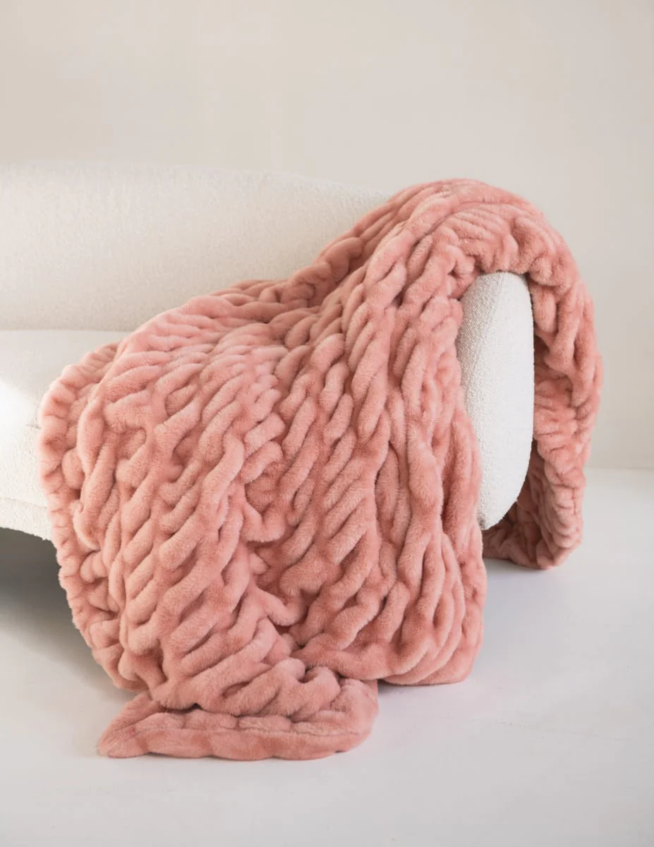 Hugs Blossom Blanket