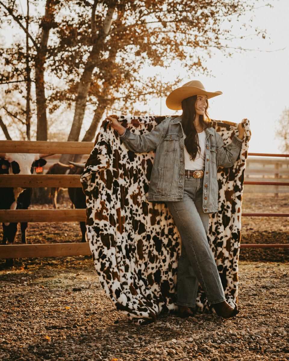 Hugs Brown Cow Blanket - Image 3