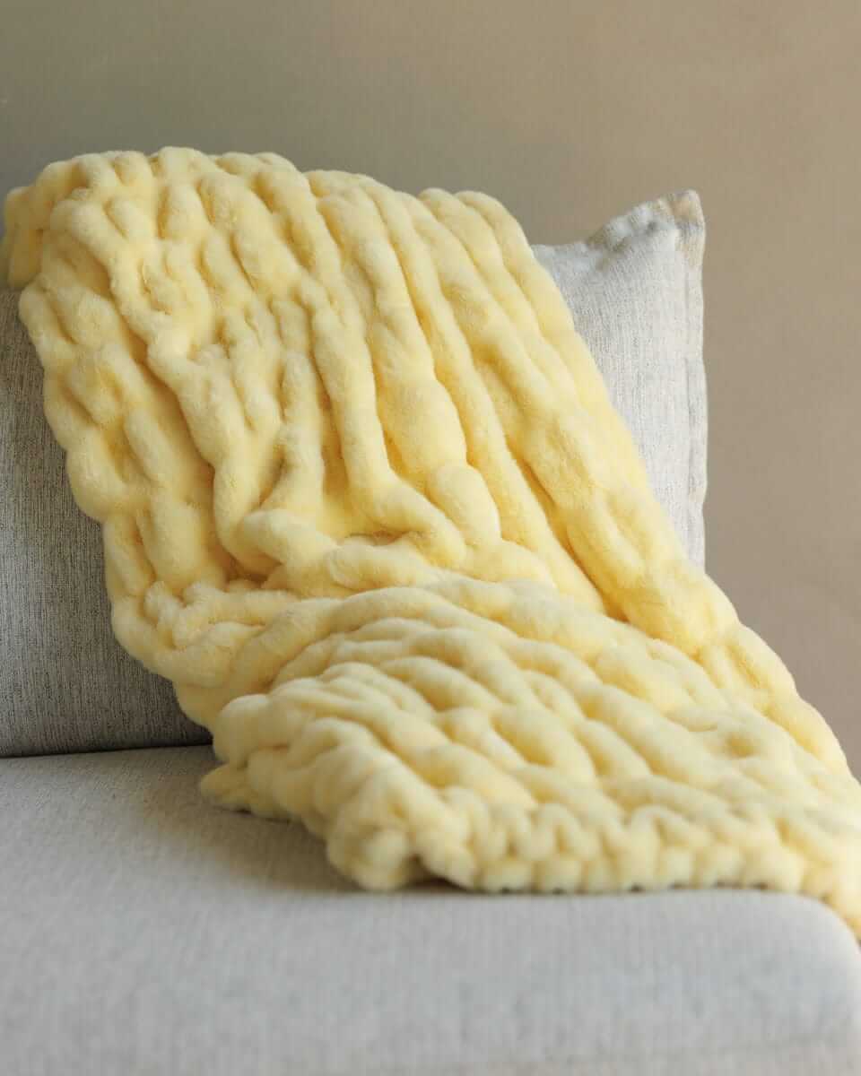 Hugs Butter Yellow Blanket - Image 7