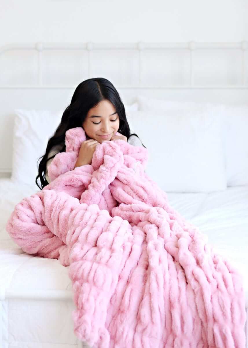 Hugs Cookie Pink Blanket - Image 4