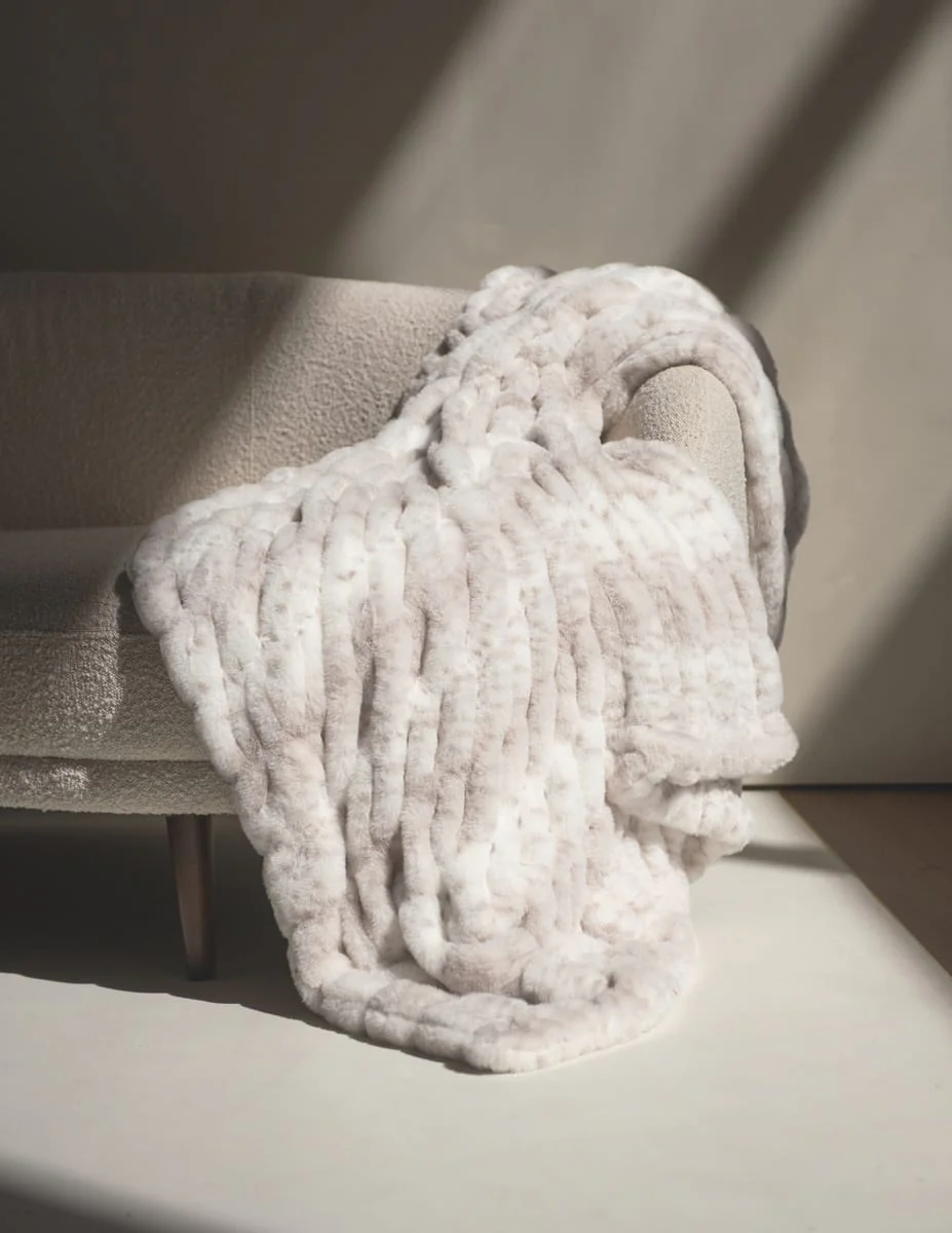 Hugs Cream Fawn Blanket
