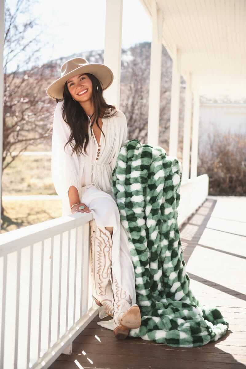 Hugs Gingham Evergreen Blanket - Image 3