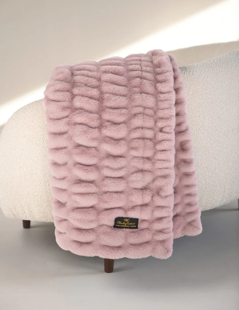 Hugs Heirloom Rose Blanket - Image 6