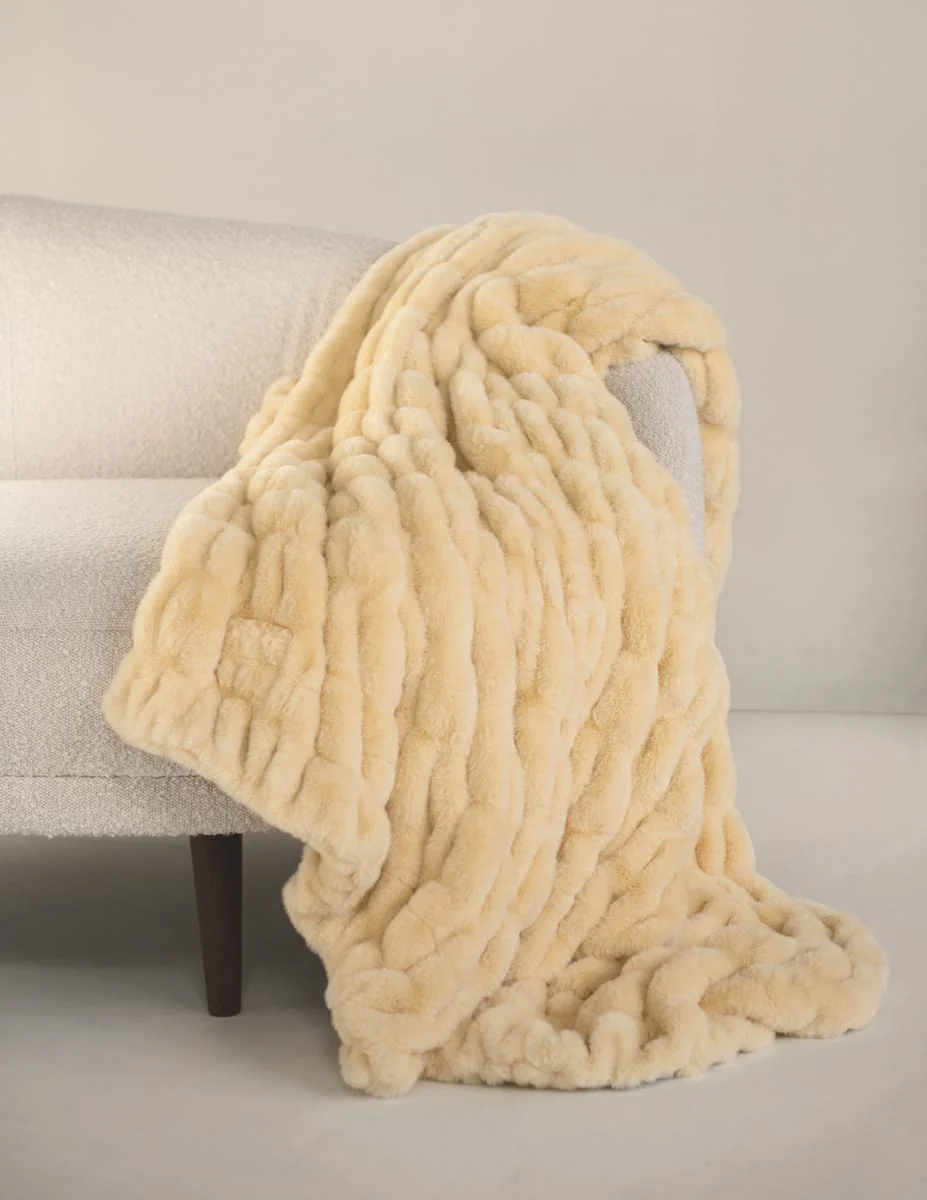 Hugs Honey Butter Blanket