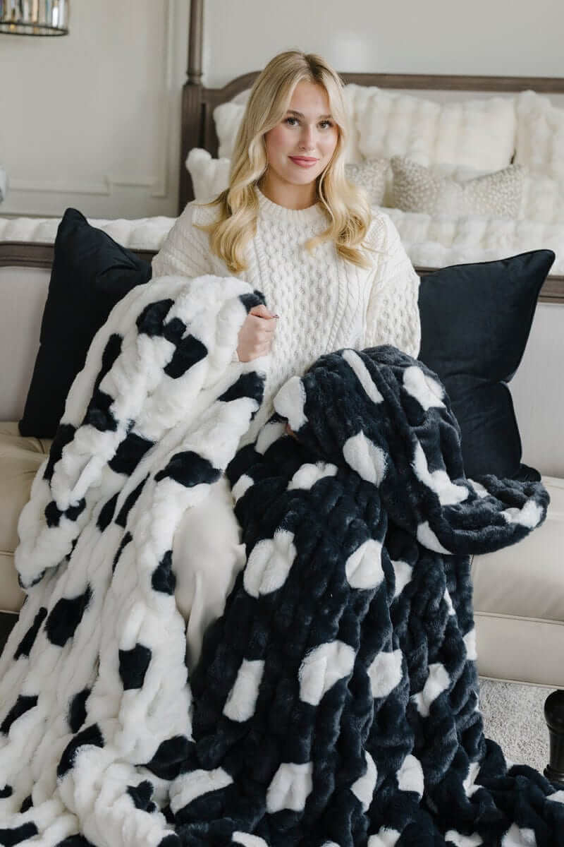 Hugs Polka Dot Black Blanket - Image 3