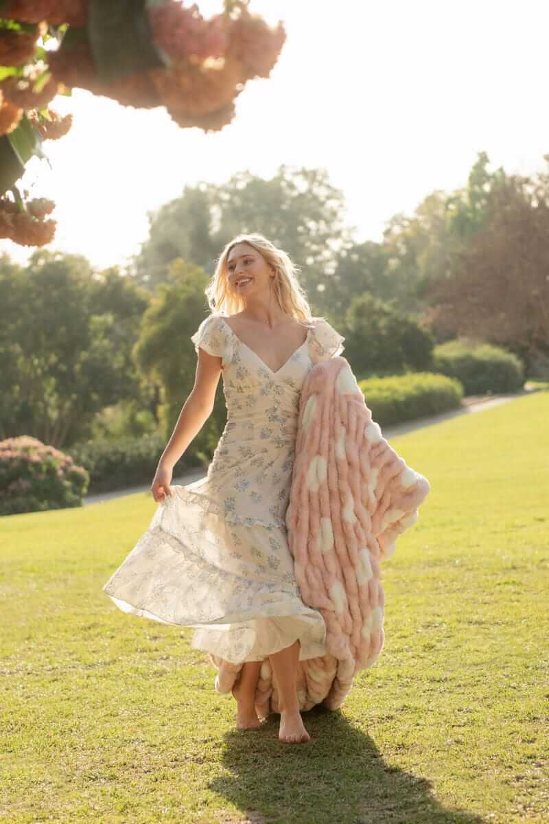 Hugs Polka Dot Blush Blanket - Image 3