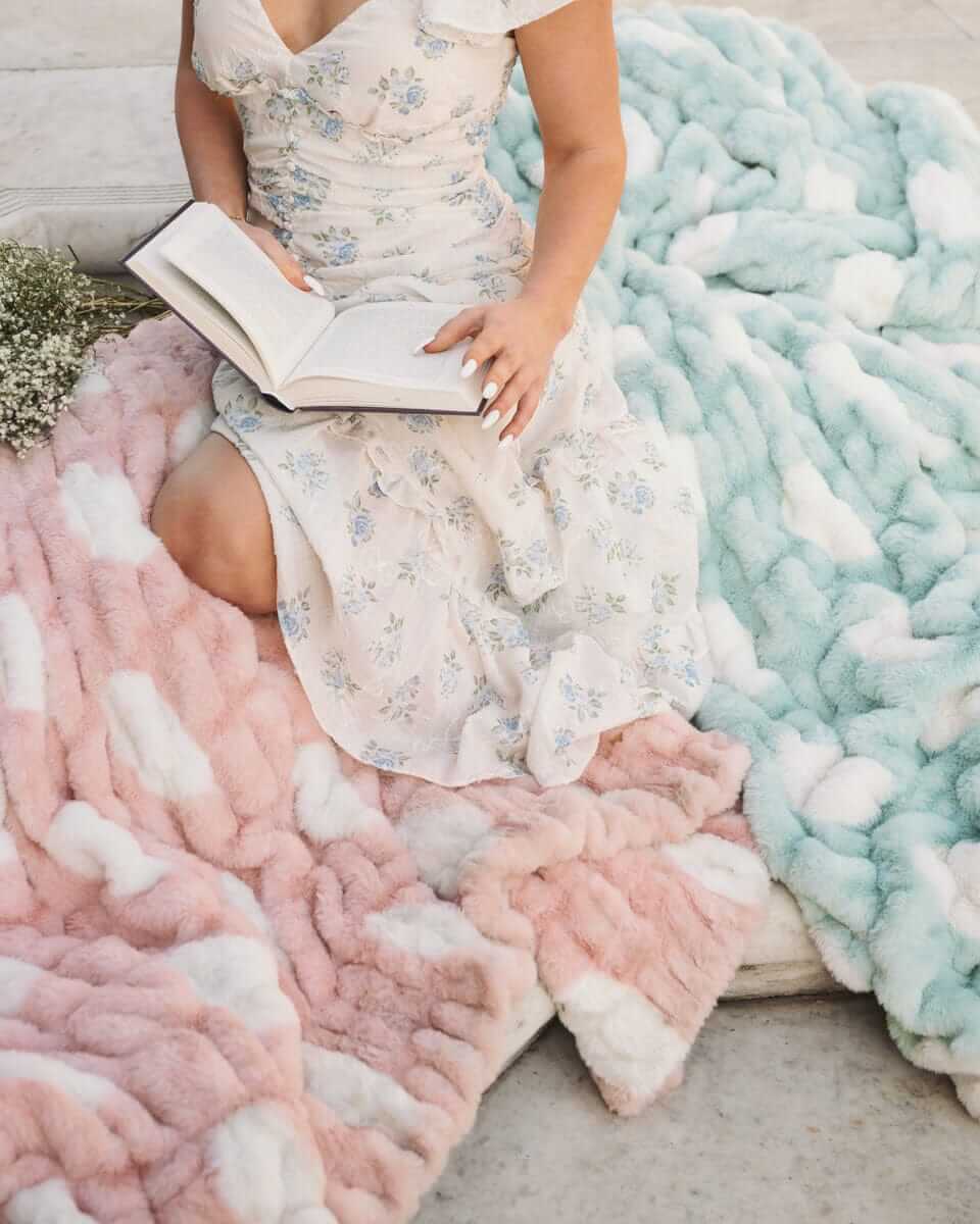 Hugs Polka Dot Blush Blanket - Image 4