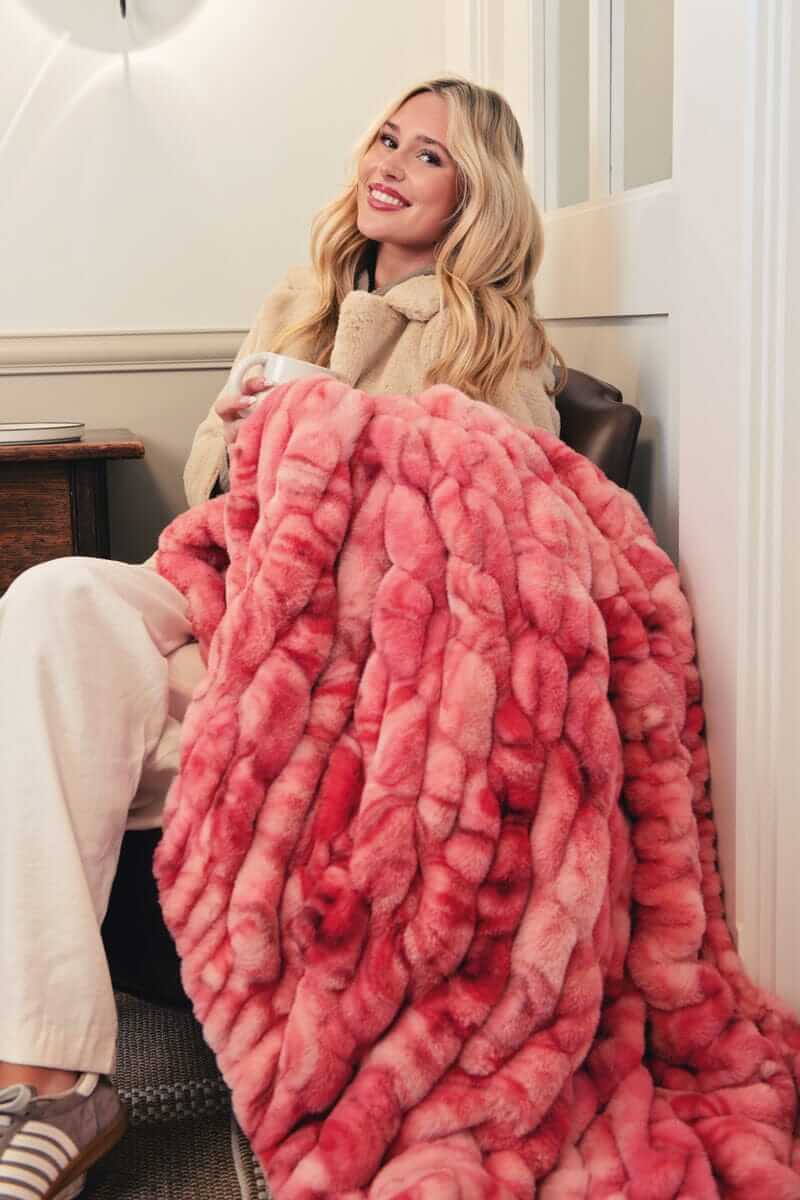 Hugs Raspberry Swirl Blanket