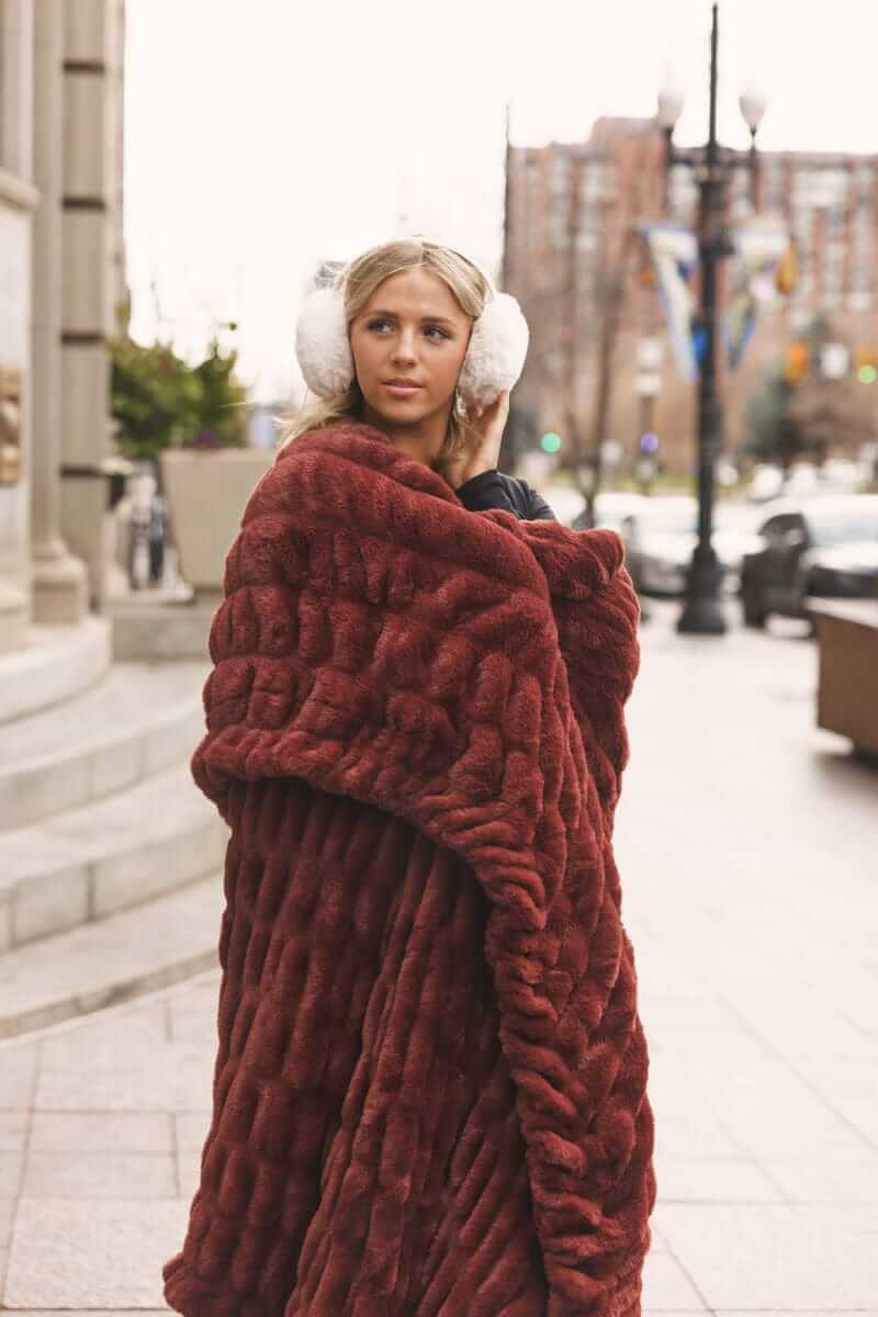 Hugs Rich Mahogany Blanket - Image 5