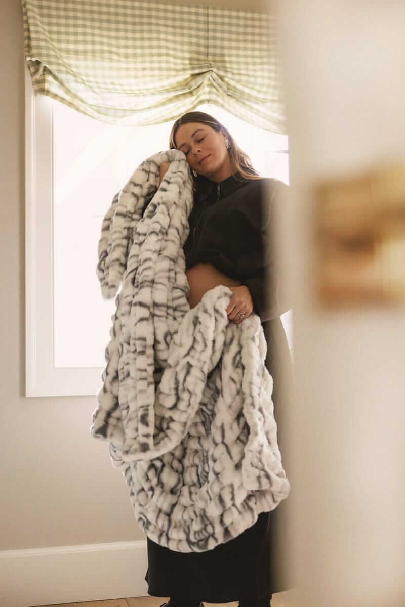 Hugs Silver Linings Blanket - Image 3