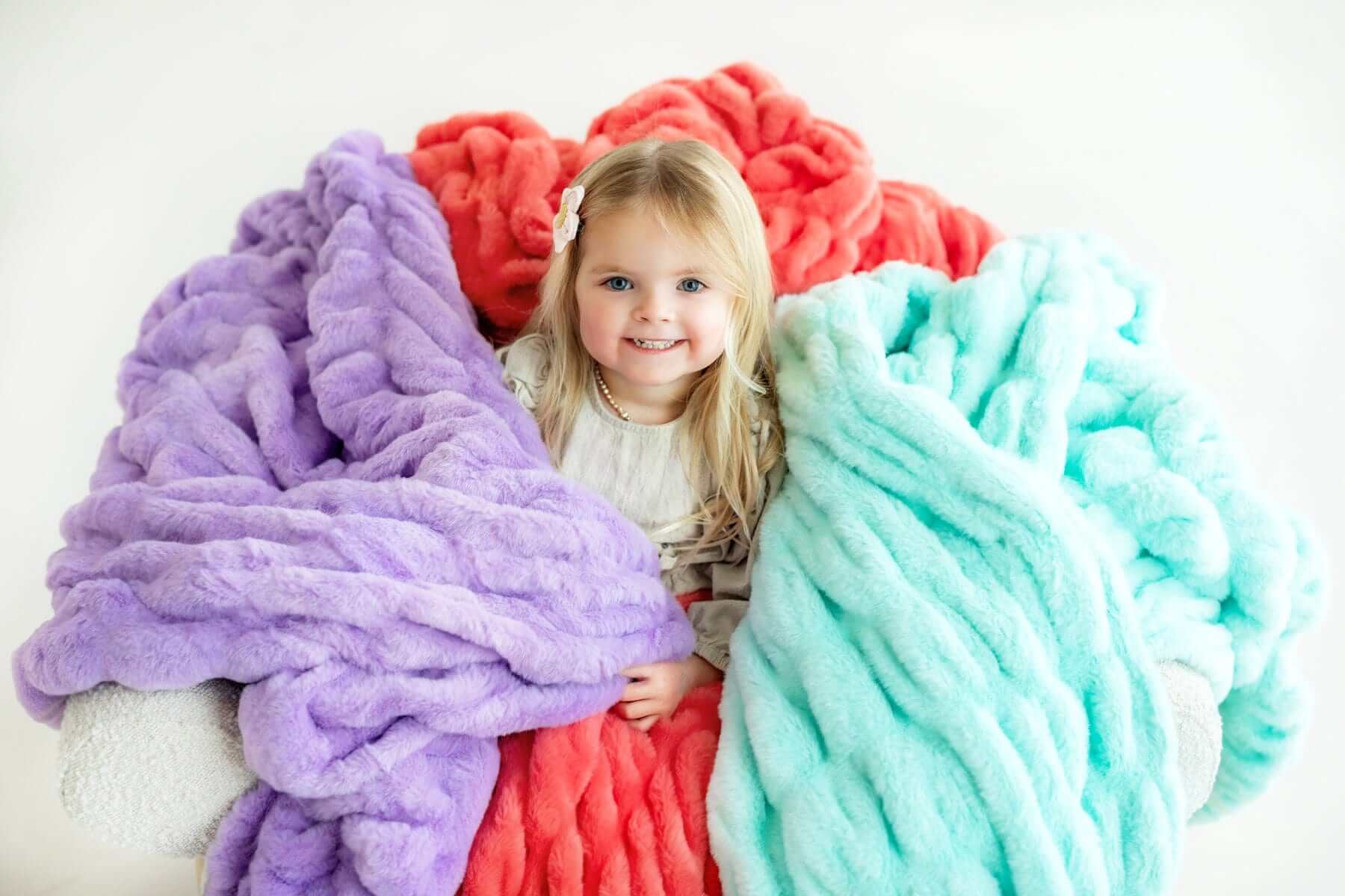 Hugs Soothing Sea Blanket - Image 5