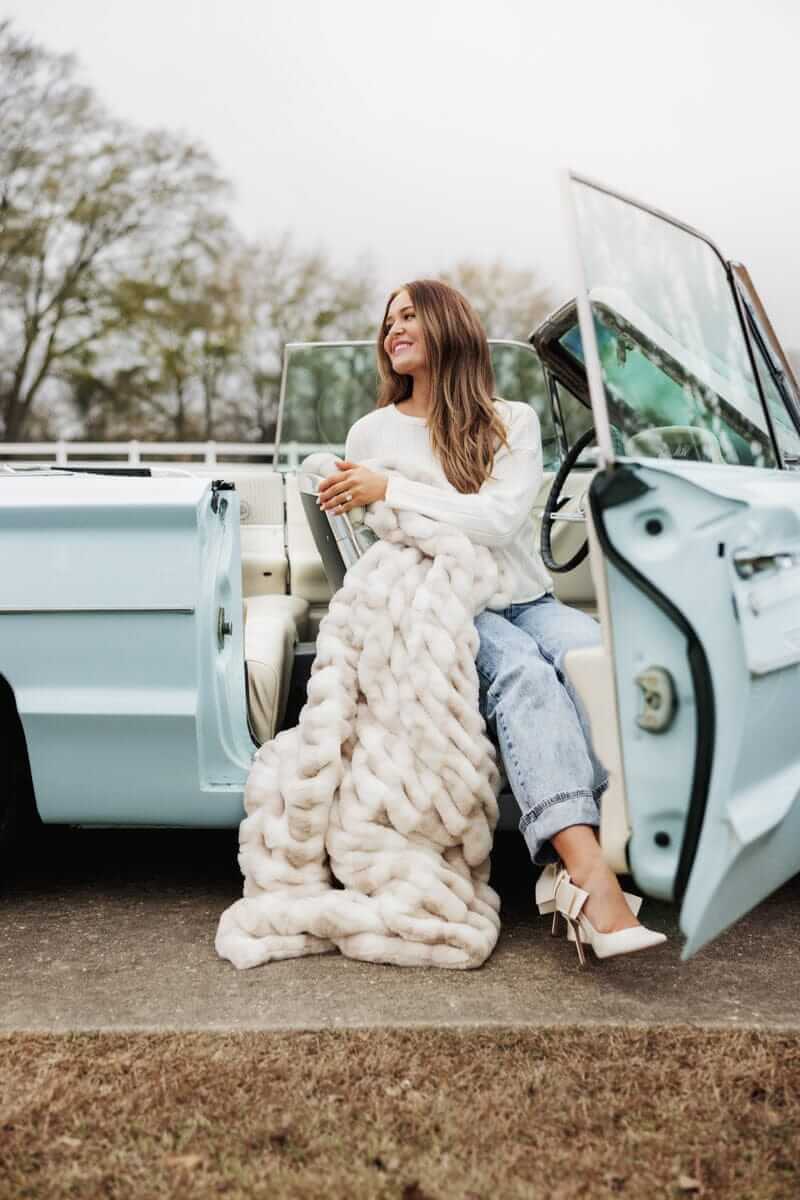 Hugs Sophia Cream Gingham Blanket - Image 3