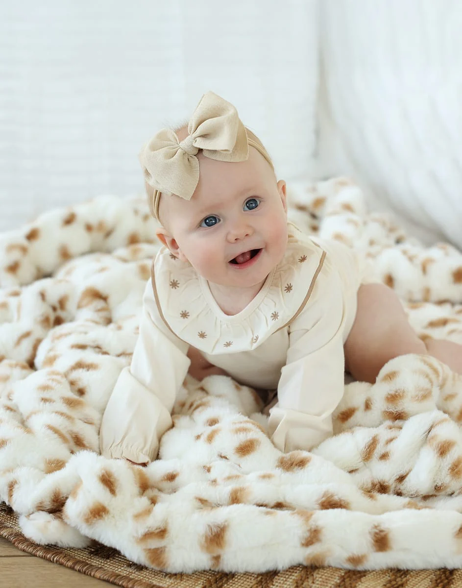 Hugs Spotted Fawn Blanket - Image 6