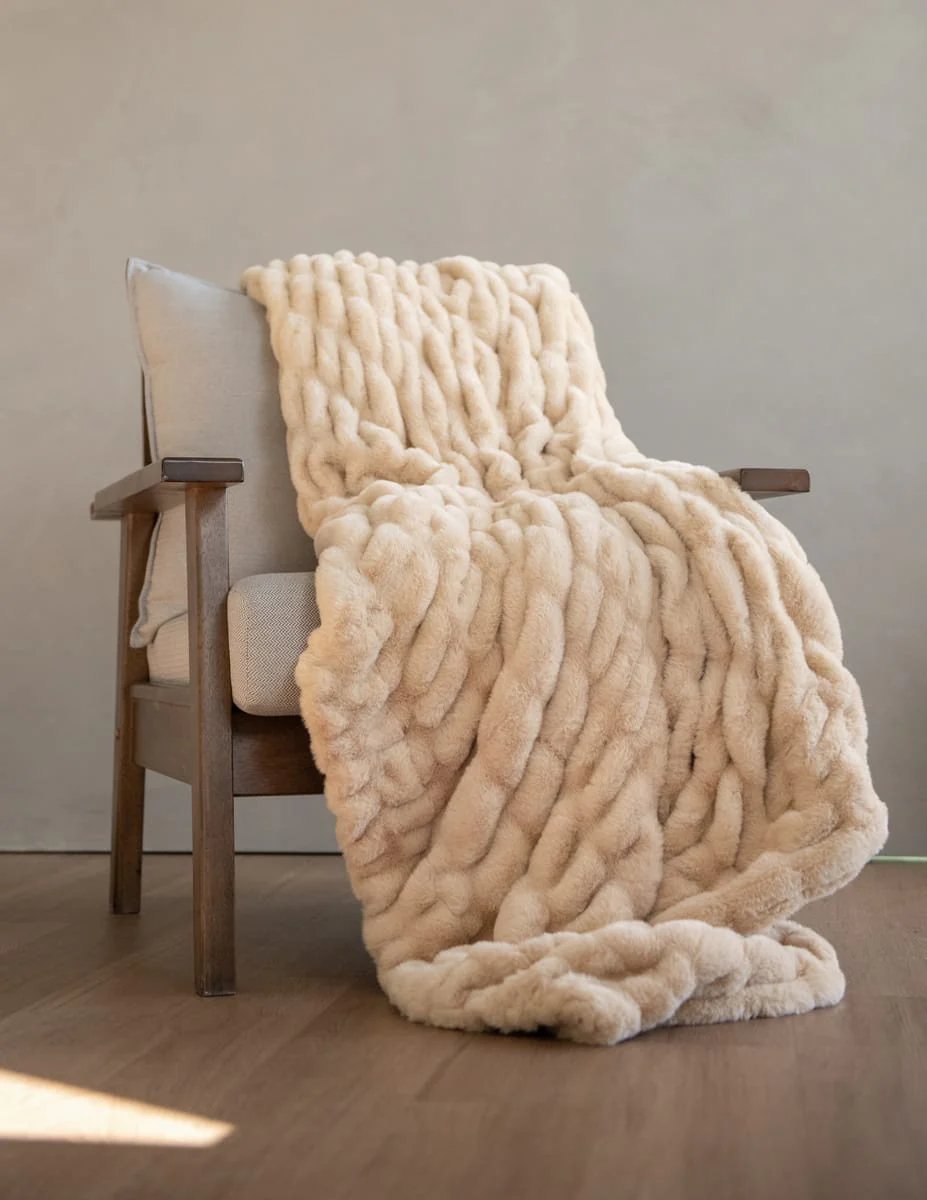 Hugs Toasted Marshmallow Blanket - Image 4