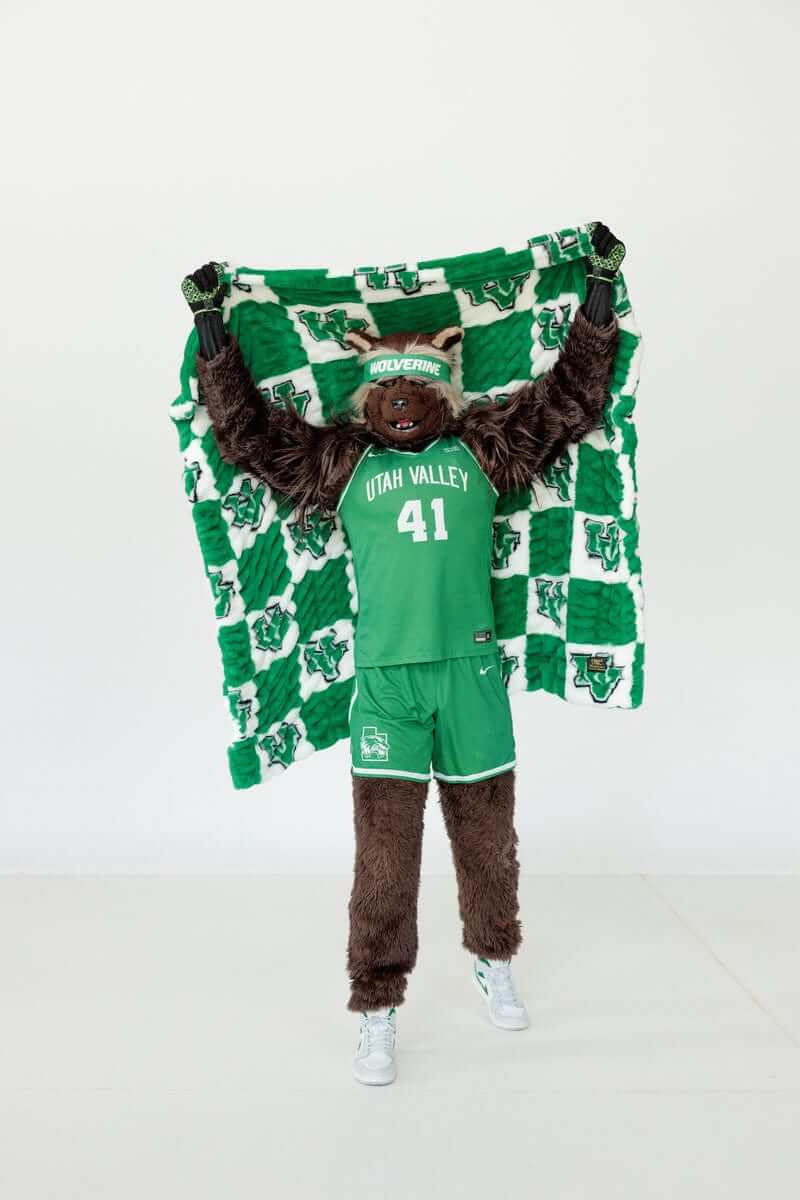 Utah Valley Wolverines Blanket - Hugs - Image 3