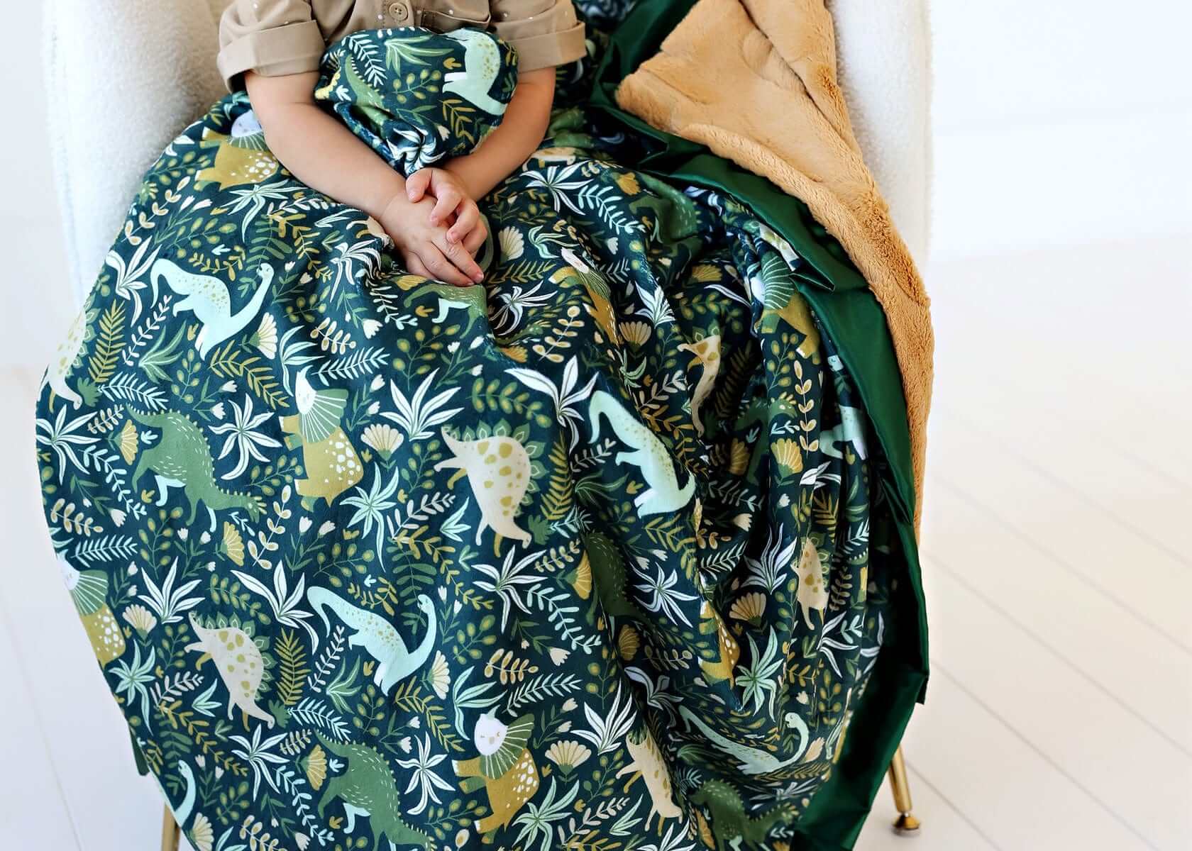 Little Dino - Green Blanket - Image 3
