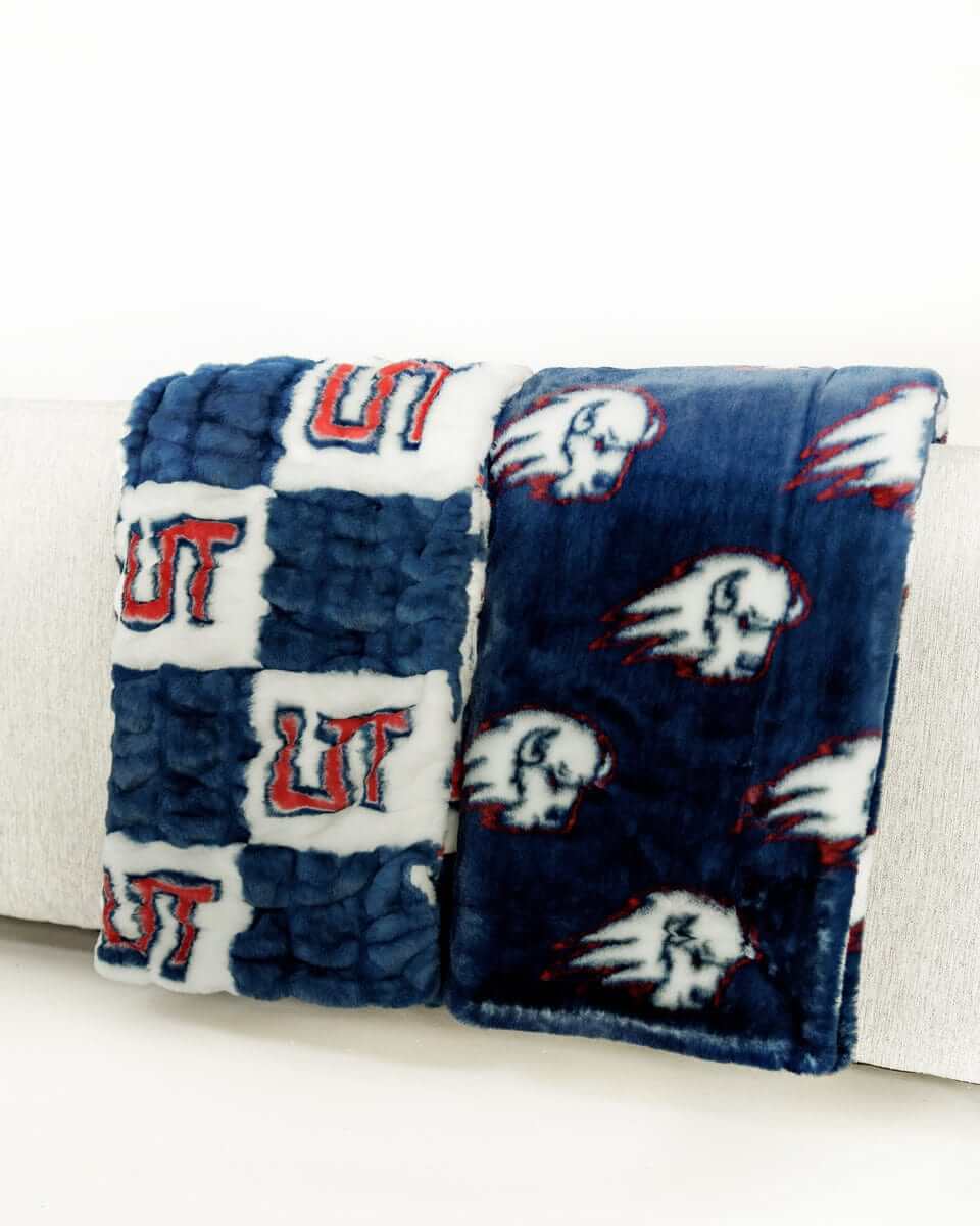 Utah Tech Trailblazers Blanket - Lush - Image 3