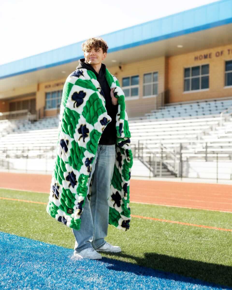 Notre Dame Fighting Irish Blanket - Hugs - Image 2