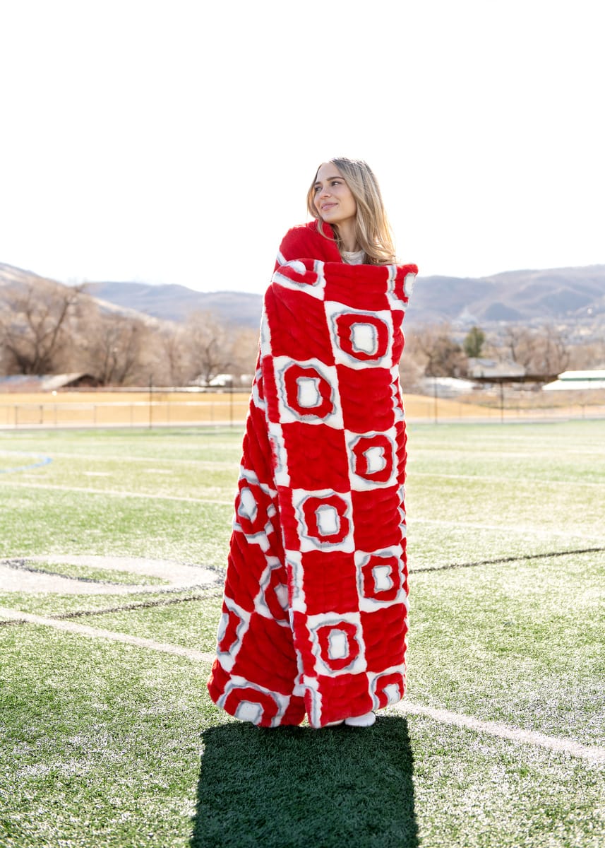 COMING SOON! Ohio State Buckeyes Blanket - Hugs - Image 3