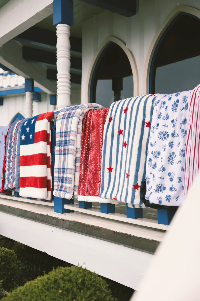 Patriotic Floral Blanket - Image 7