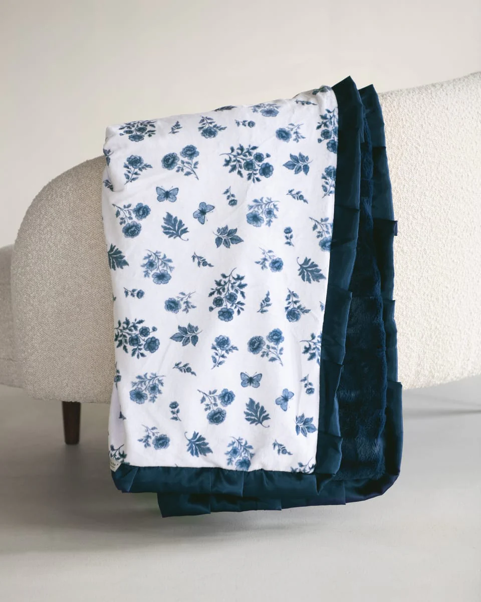 Patriotic Floral Blanket - Image 8
