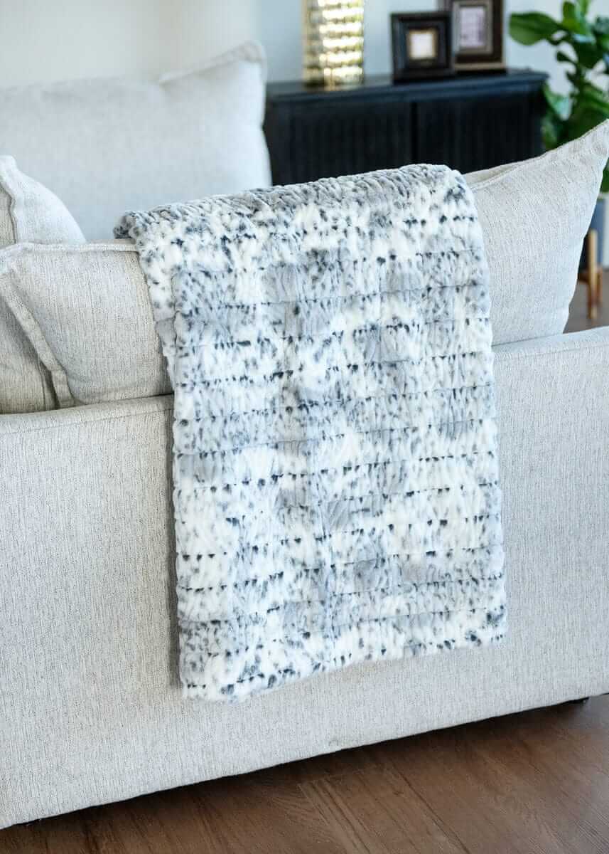 Sandra Plush Charcoal Blanket