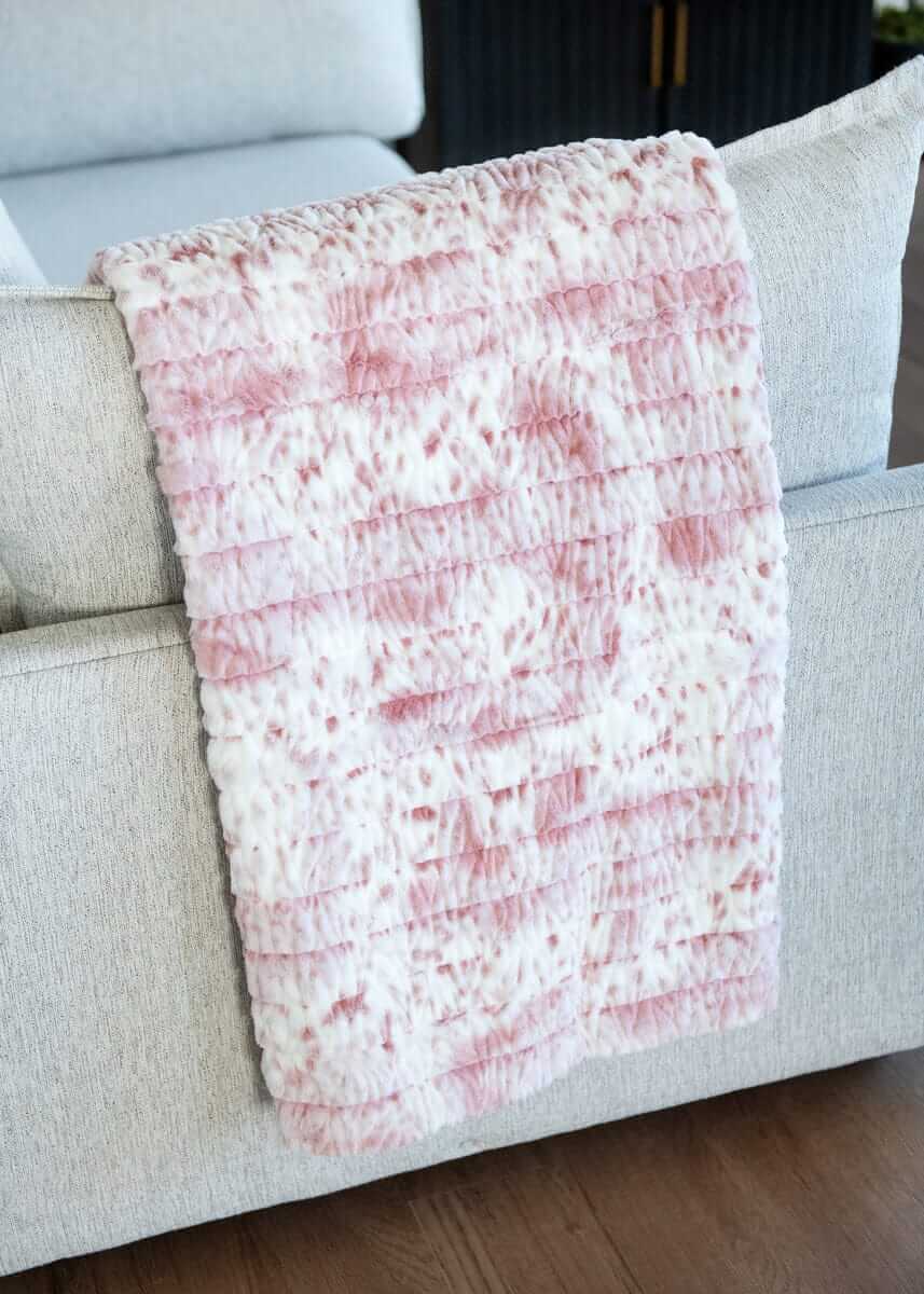 Sandra Plush Pink Blanket