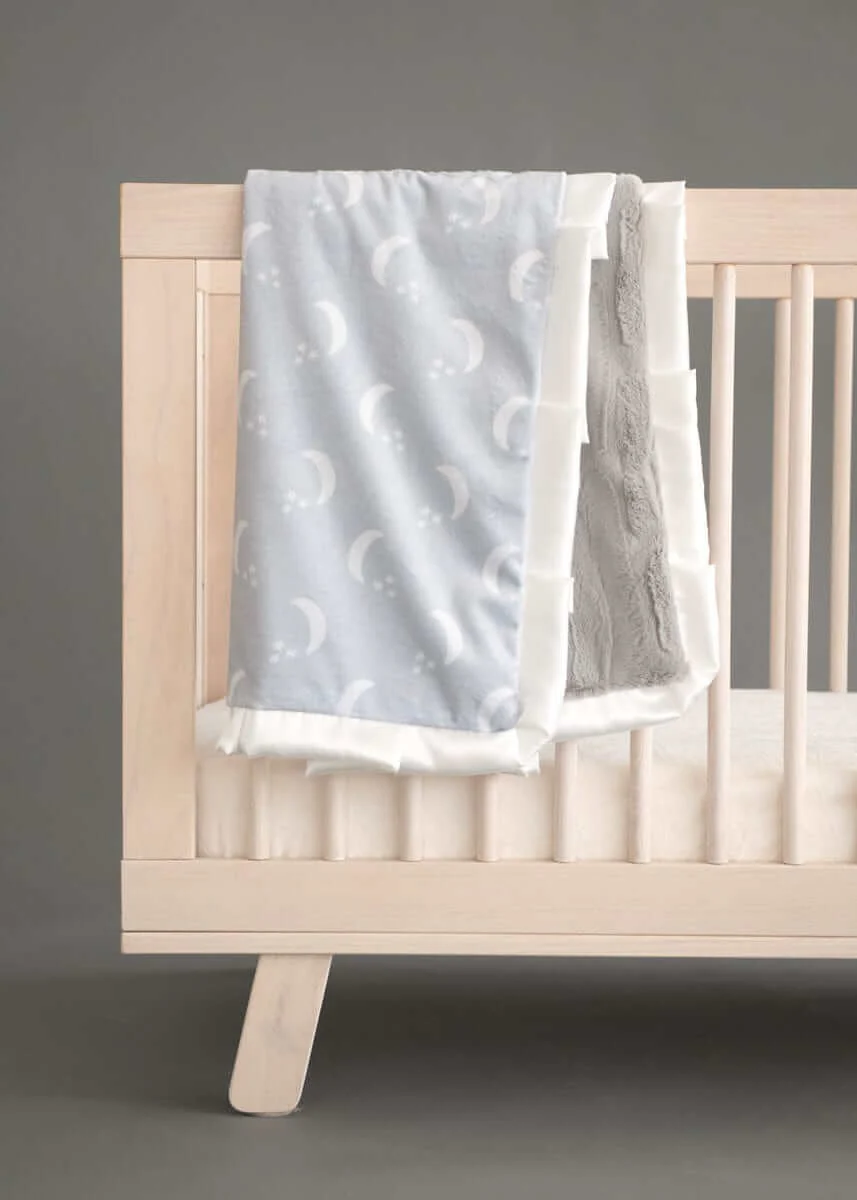 Shining Moon Silver Blanket - Image 2