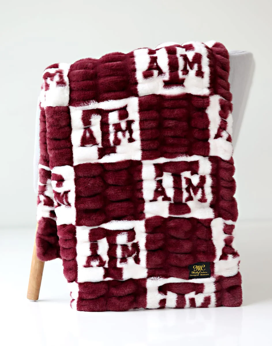 Texas A&M Aggies Blanket - Hugs