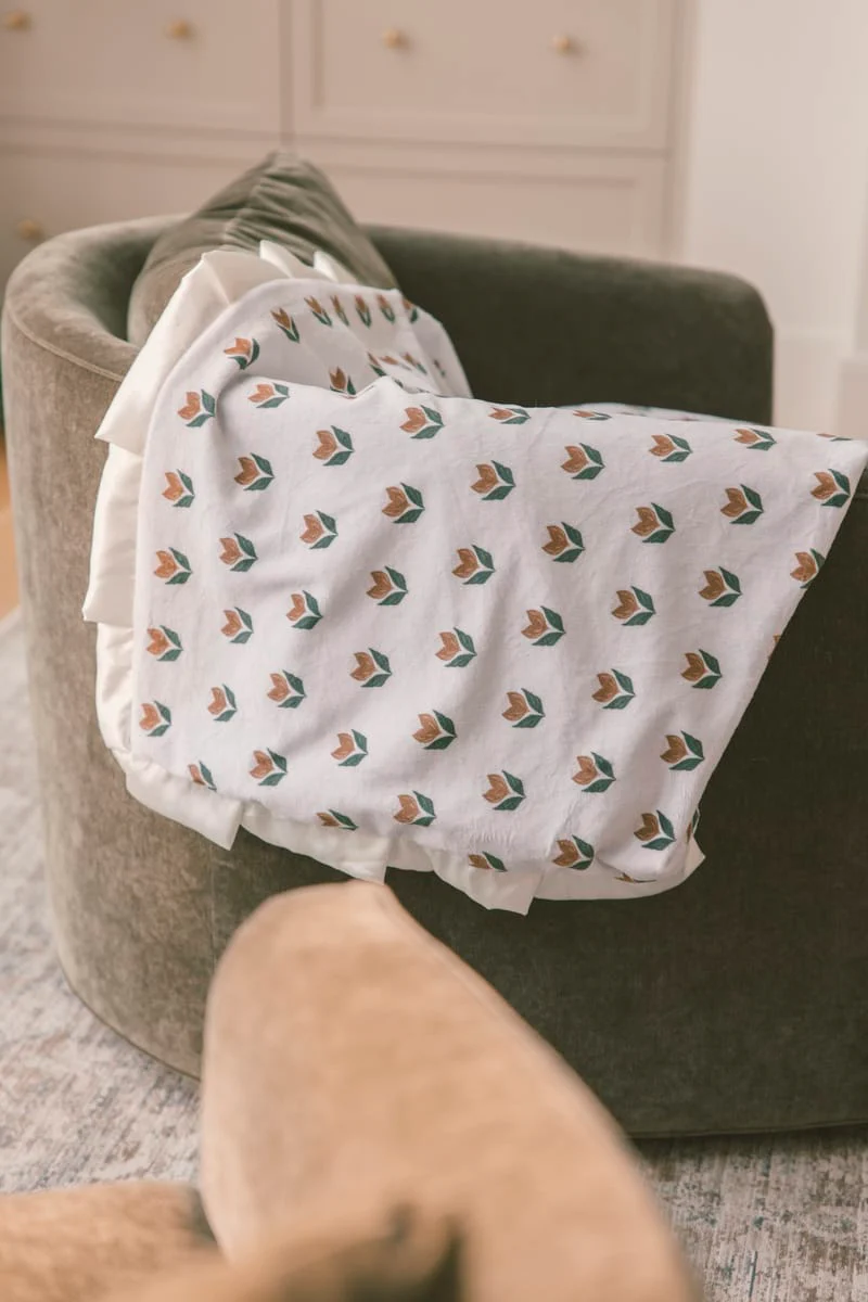 Tulip Garden Blanket - Image 2