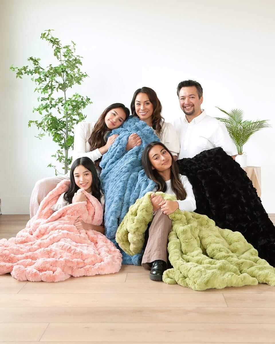 Ultra Sorbet Black Blanket - Image 5