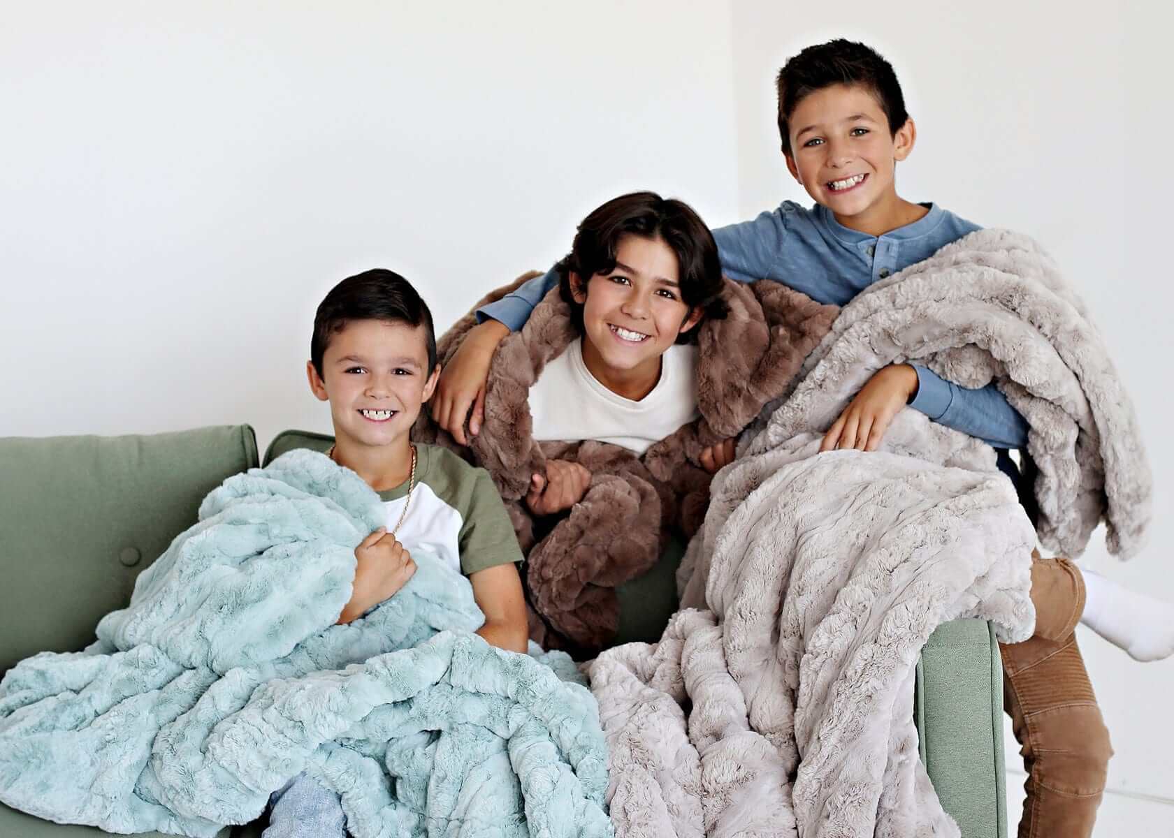 Ultra Sorbet Silver Cloud Blanket - Image 5