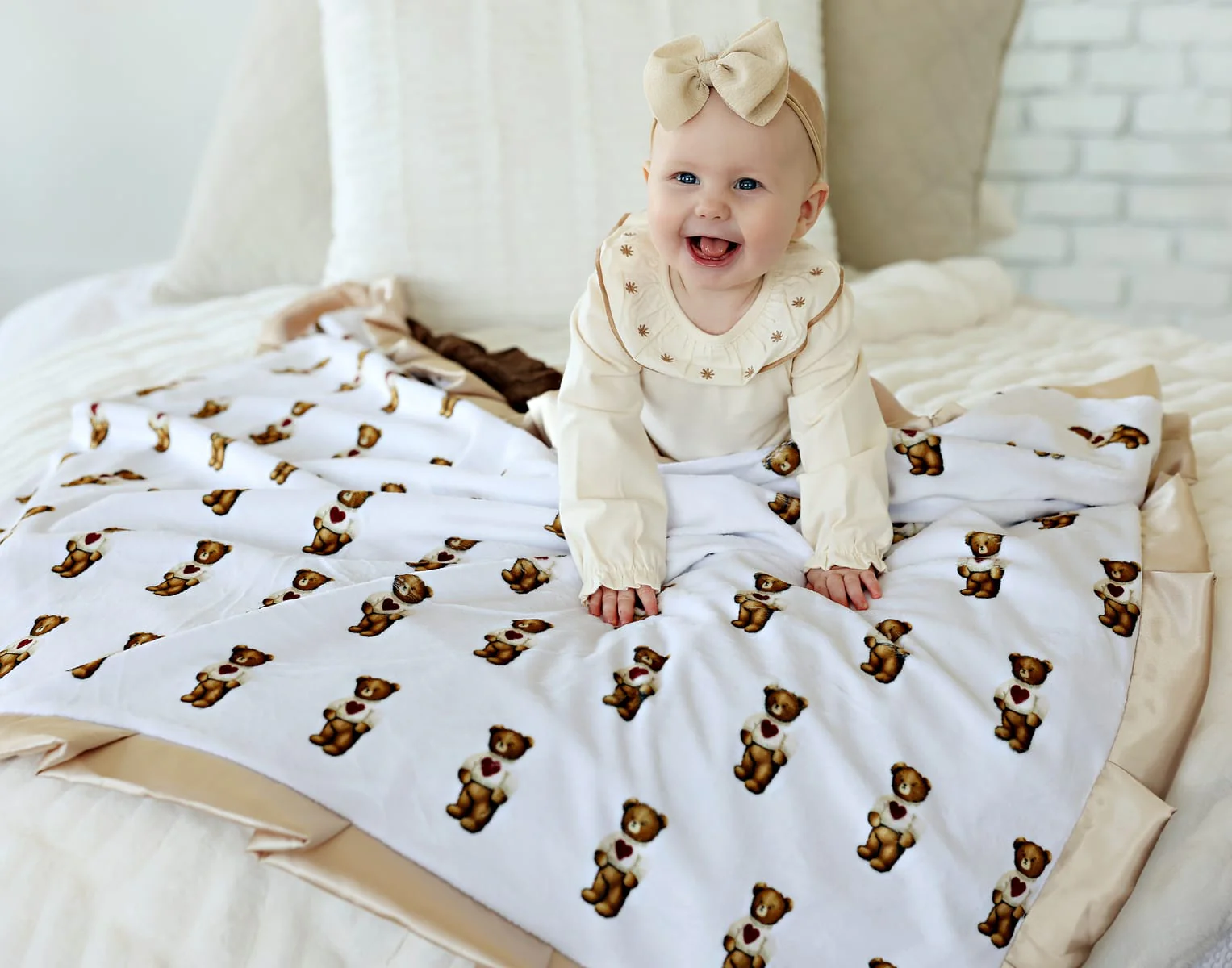 Sweetheart Bear Blanket - Image 3