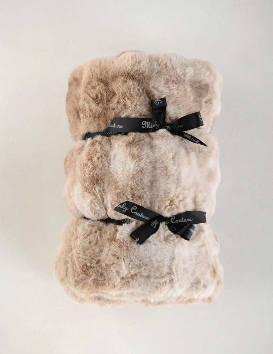 Premium Cloud Warm Bourbon Blanket - Image 3
